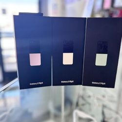 Samsung Galaxy Z Flip 5 256gb Unlocked 