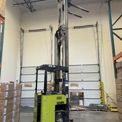 Clark NPR20 Electric Reach Forklift 4,000lb Capacity, 3 Stage, 198” Lift