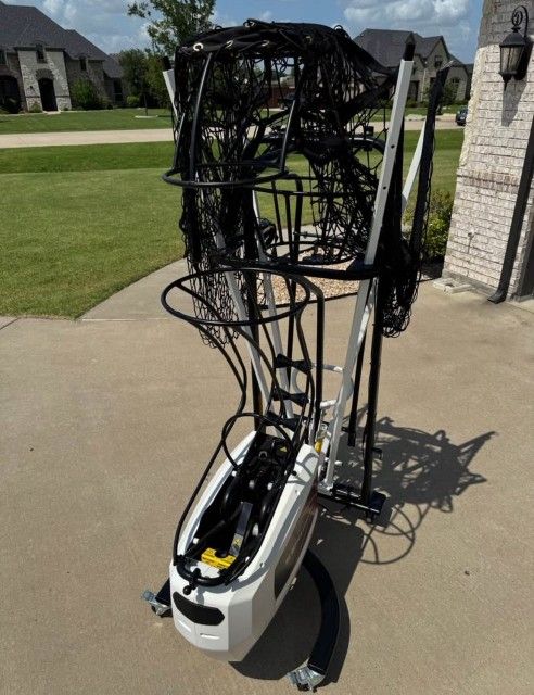 Dr-Dish-Home-Basketball-Shooting-Machine