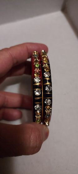 Fancy Bangles 