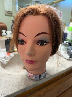 Mannequin Head w/Human Hair