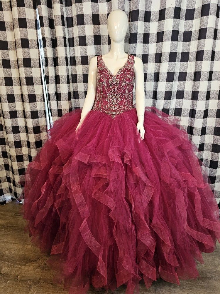 
Quinceanera / Bridal Dress.