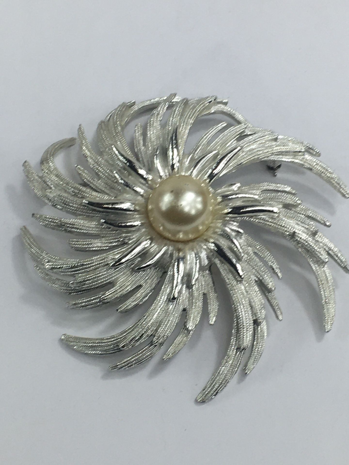 PIN BROOCH
