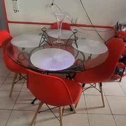 Comedor 4 Sillas, Pequeño