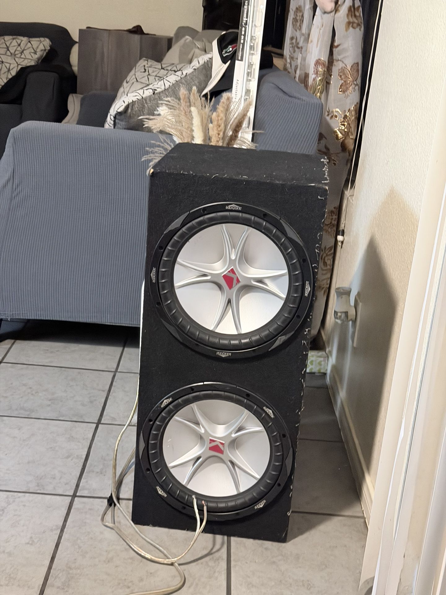 Kickers Speakers Red Line