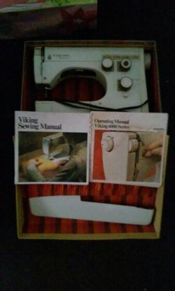 Sewing machine Viking 6000.