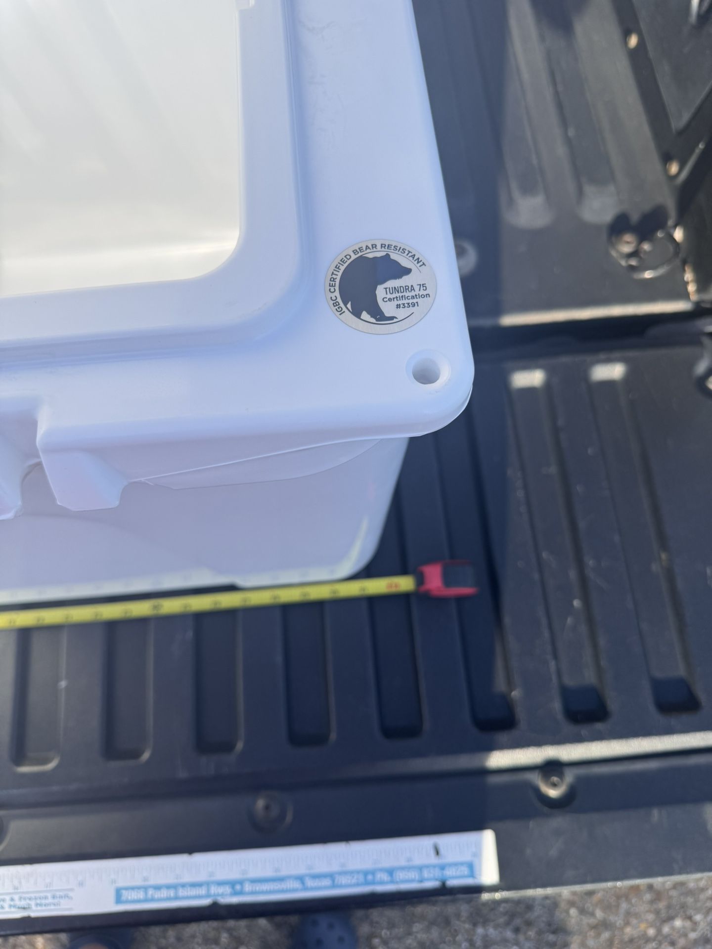 New 75 Yeti Cooler