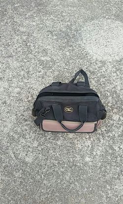 CLC TOOL BAG WITH ALOT OF POCKETS $25.00