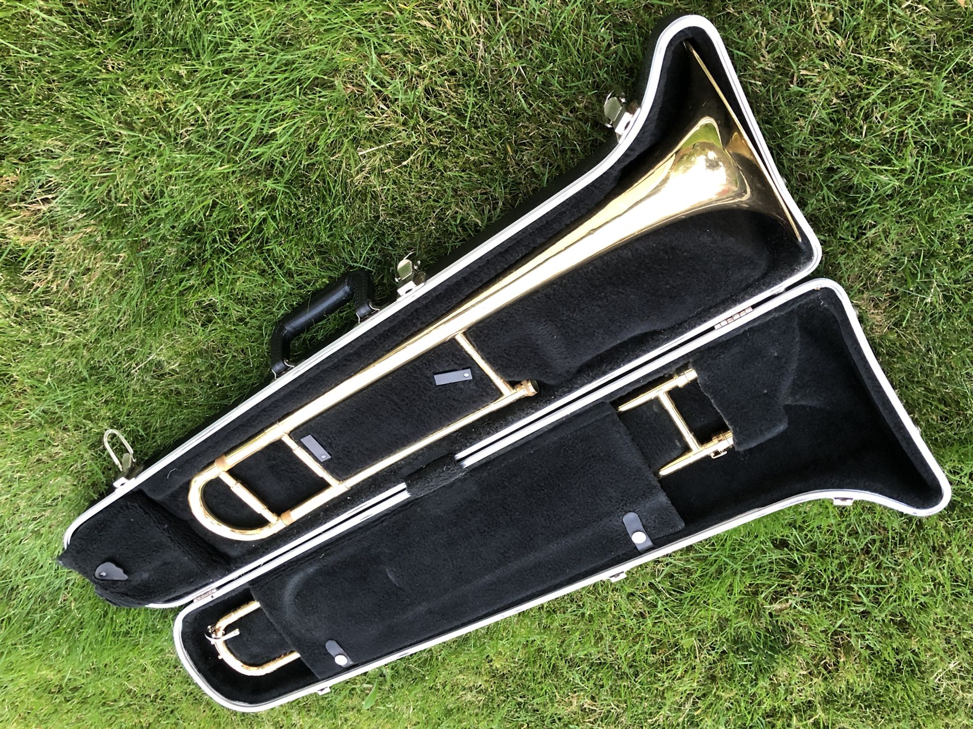 HOLTON USA Trombone Student model TR602 for Sale in Bothell, WA OfferUp