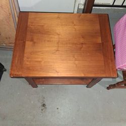 Wooden End Table Pick Up Only