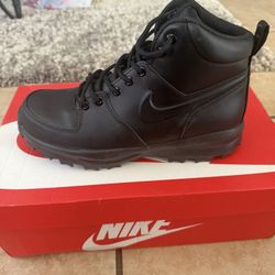 Nike Boots