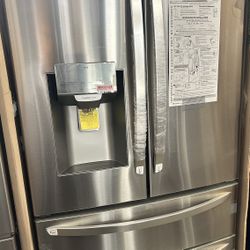 New LG 28cu Double Freezer Refrigerator With Ice Craft 