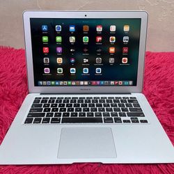 Apple MacBook Air 13” I5/8GB/256GB SSD $180