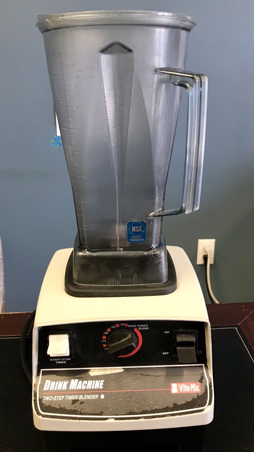Vitamix VM0100A blender for Sale in West Palm Beach, FL OfferUp
