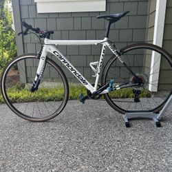 Cannondale CAAD 10 Road Bike