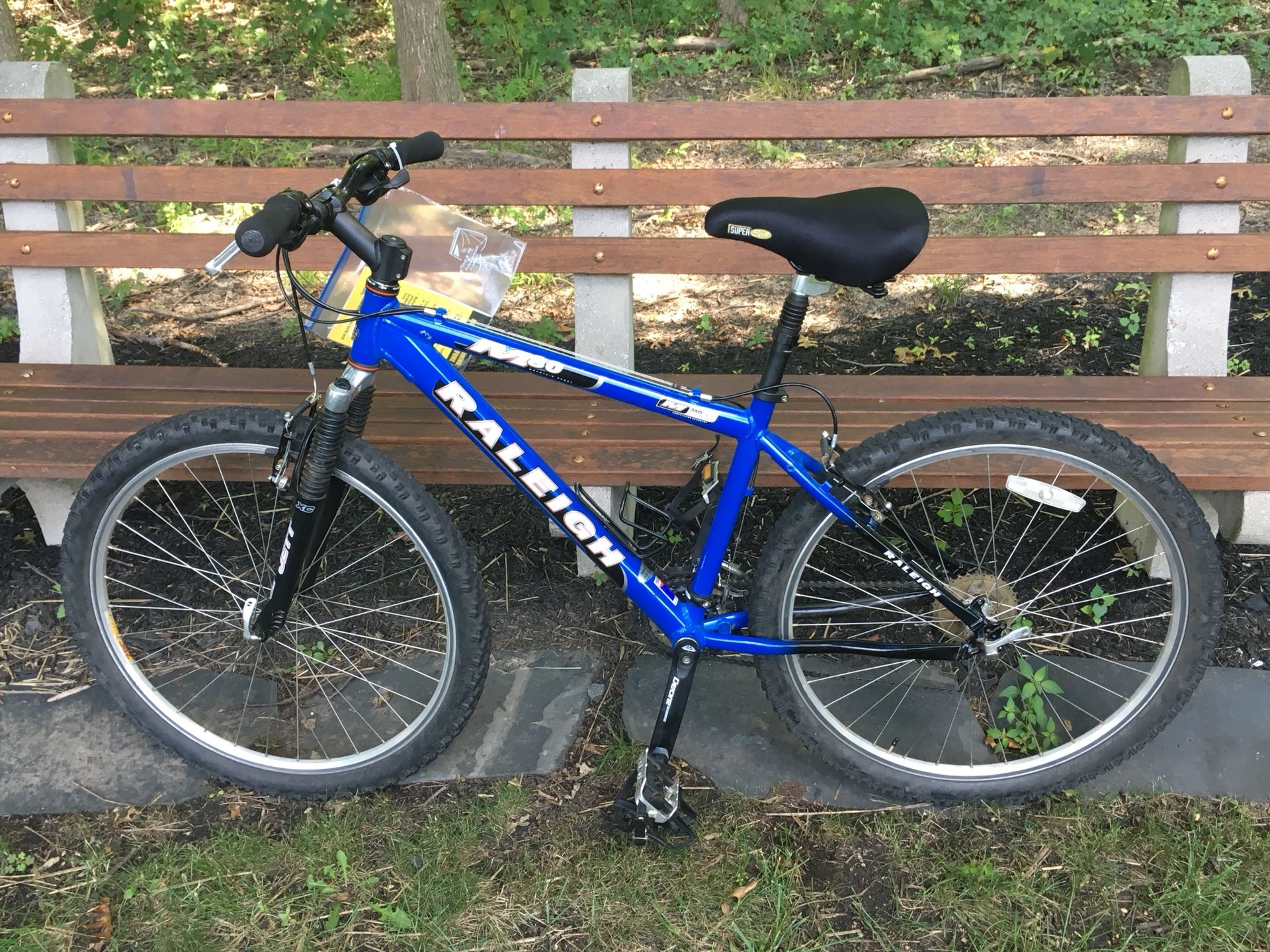 Raleigh m600 cheap mountain bike price