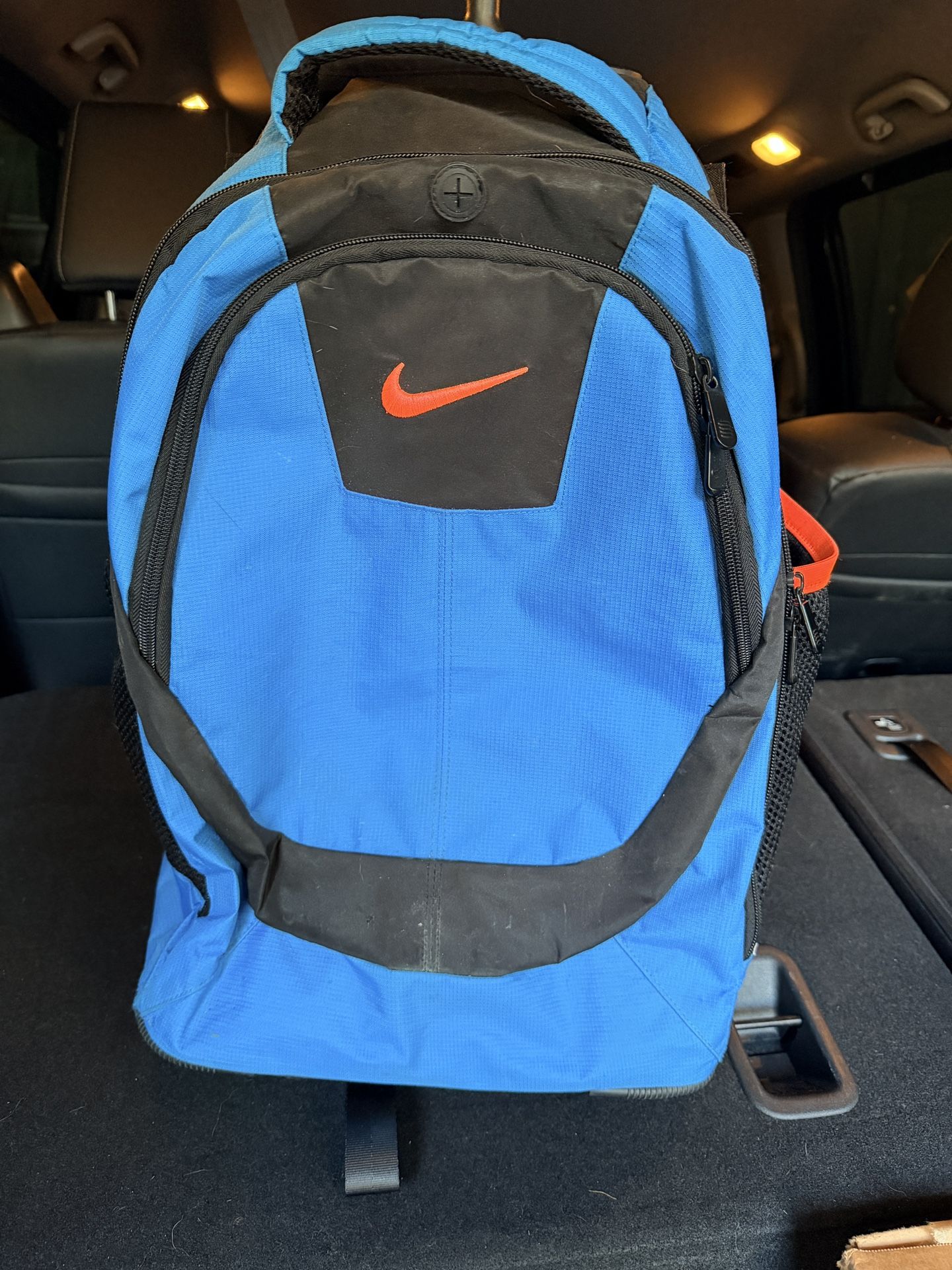 Nike Rolling Backpack/Luggage