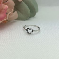 Vintage Open Heart Ring | Size 7