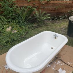 Vintage Clawfoot Tub
