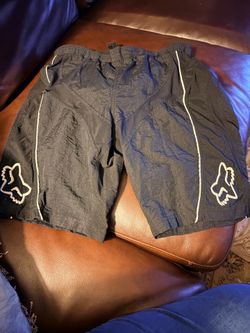 Black board shorts with liner L