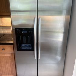 Kitchen Aid Refrigerator 