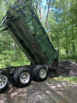 Servicio de dump truck a la hora que sea buenos precio
