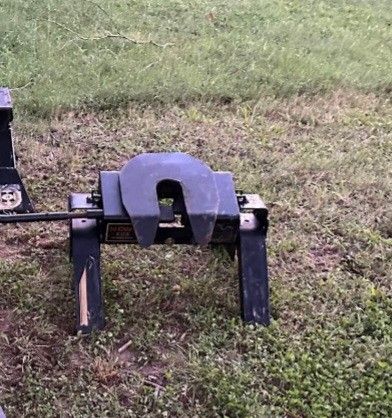 Curr 16k 5th Wheel Hitch