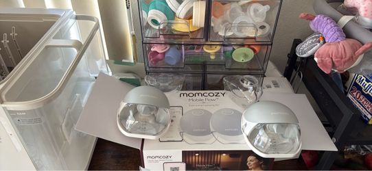 Momcozy