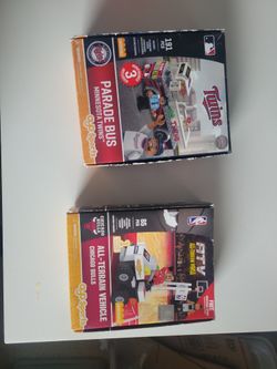 Minnesota Twins And Chicago Bulls Minifig Kits - Worn Boxes But New