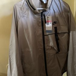 Nike “happy Nike Day” Windbreaker/jacket Size Large