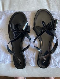 Guess Capelli New York Jelly Bow Flip Flops - 10