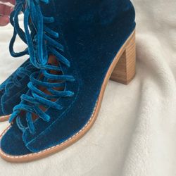 Jeffrey Campbell Corset  Dress Shoes Size 7 New In Box