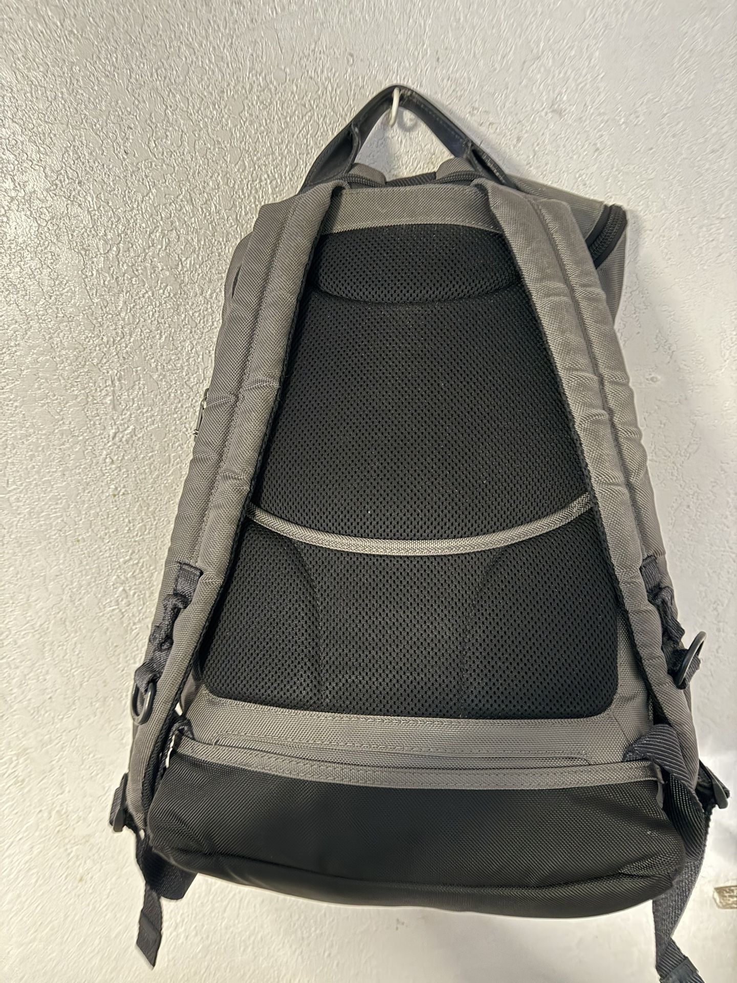 red yeti bag Coolers Hopper® M20 Backpack Soft Cooler Nike Football Shield Backpack the Camino combines a Bag Color:Black (default) 1200+ [color:black]color_family:black--8096553042177