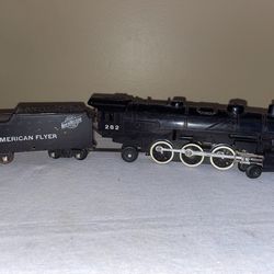 Vintage American Flyer 282 Reading Lines black heavy locomotive toy train 1950s with tender