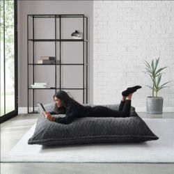 Lounge & Co Crash Foam Pillow