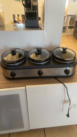 Slow cooker