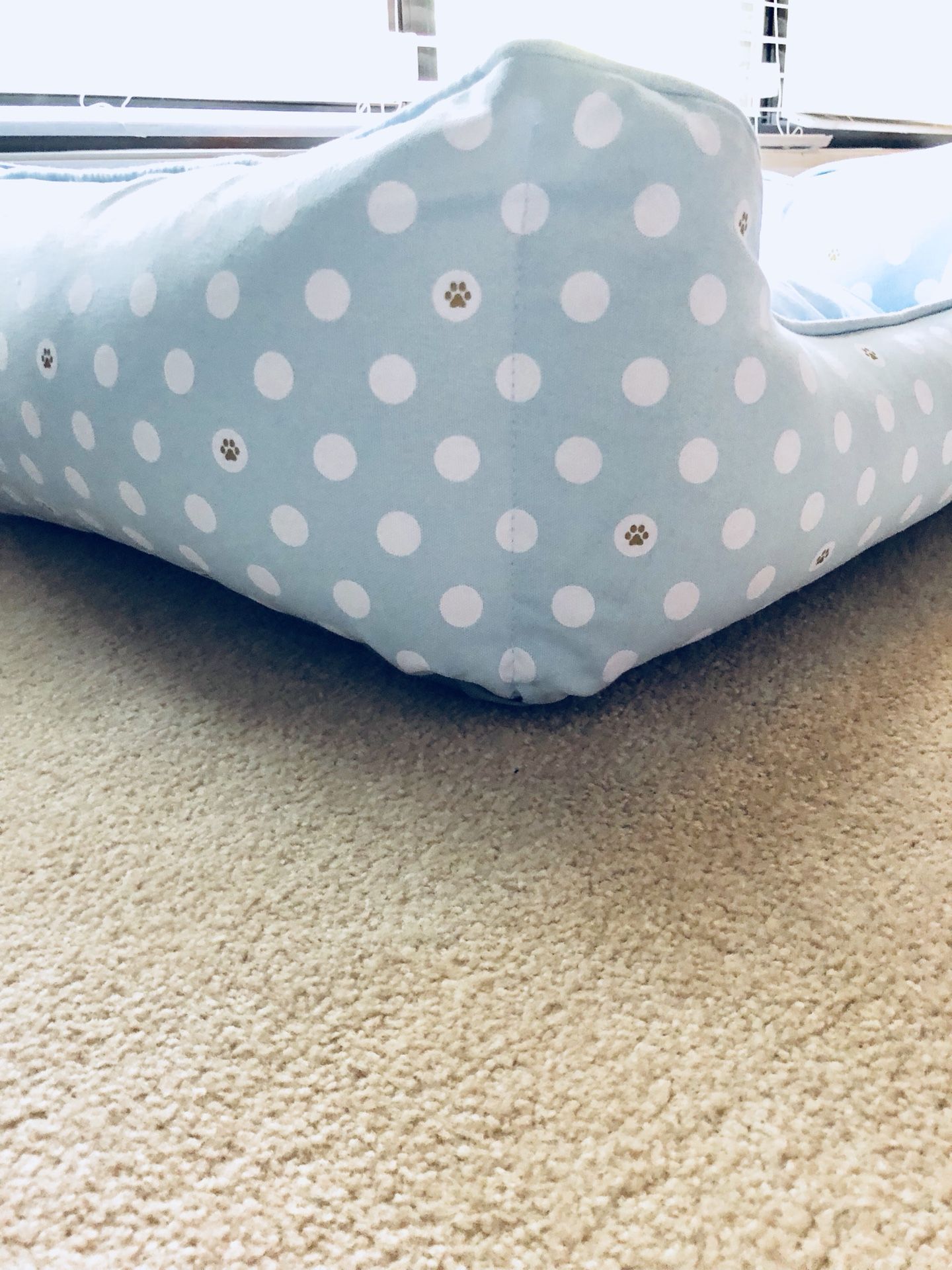 FRINGE STUDIOS ORTHOPEDIC CUDDLER PET BED W/Memory Foam Insert 25” X 21