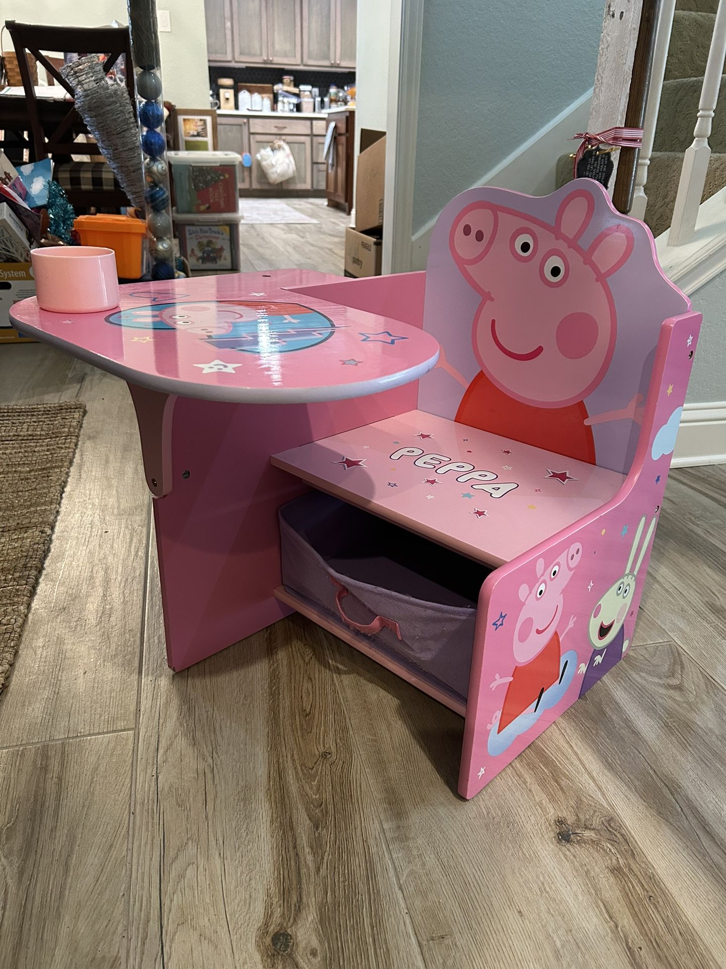 Child’s Peppa Pig Desk