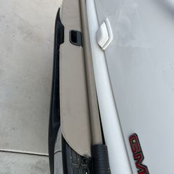  Yukon 2002 Cargo Cover