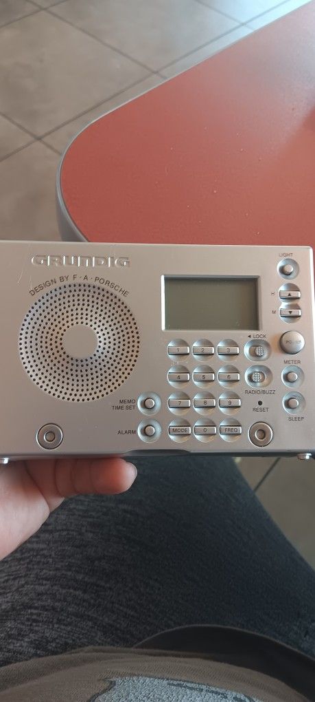 Grundig Yacht Boy World Receiver 
