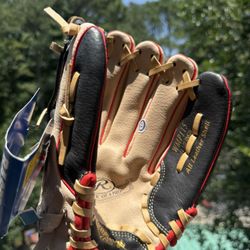 Rawlings Black, Red, and Cream Baseball 11.5 Glove