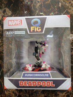 Deadpool #Unicornselfie Q Fig Action Figure
