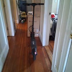 Scooter ELECTRIC SCOOTER 