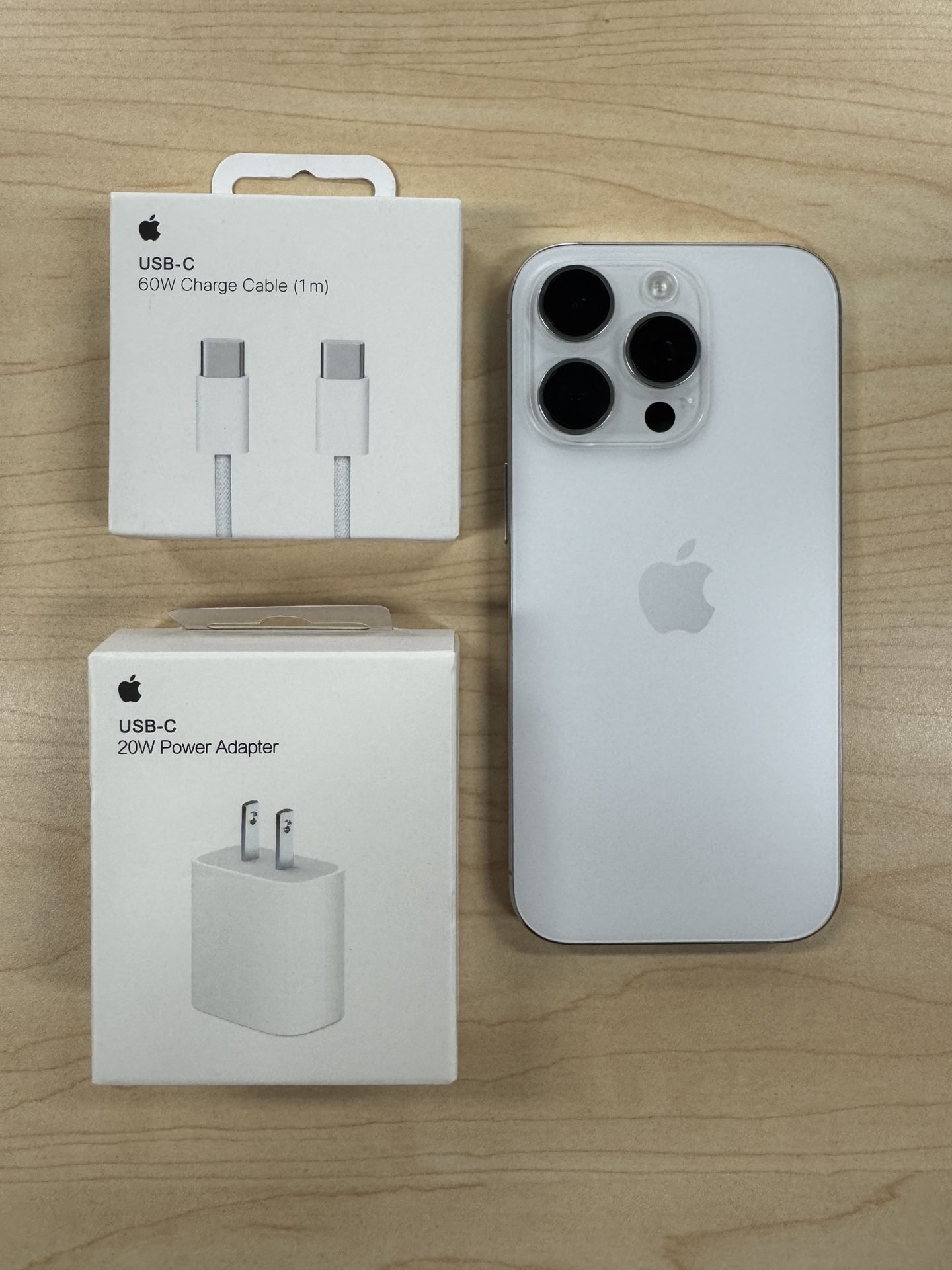 iPhone 16 Pro Unlocked. 128GB. PERFECT CONDITION!!!!!!!!!!!