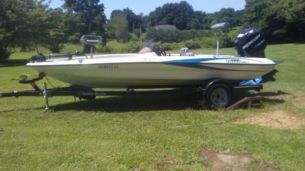 2008 triton 18