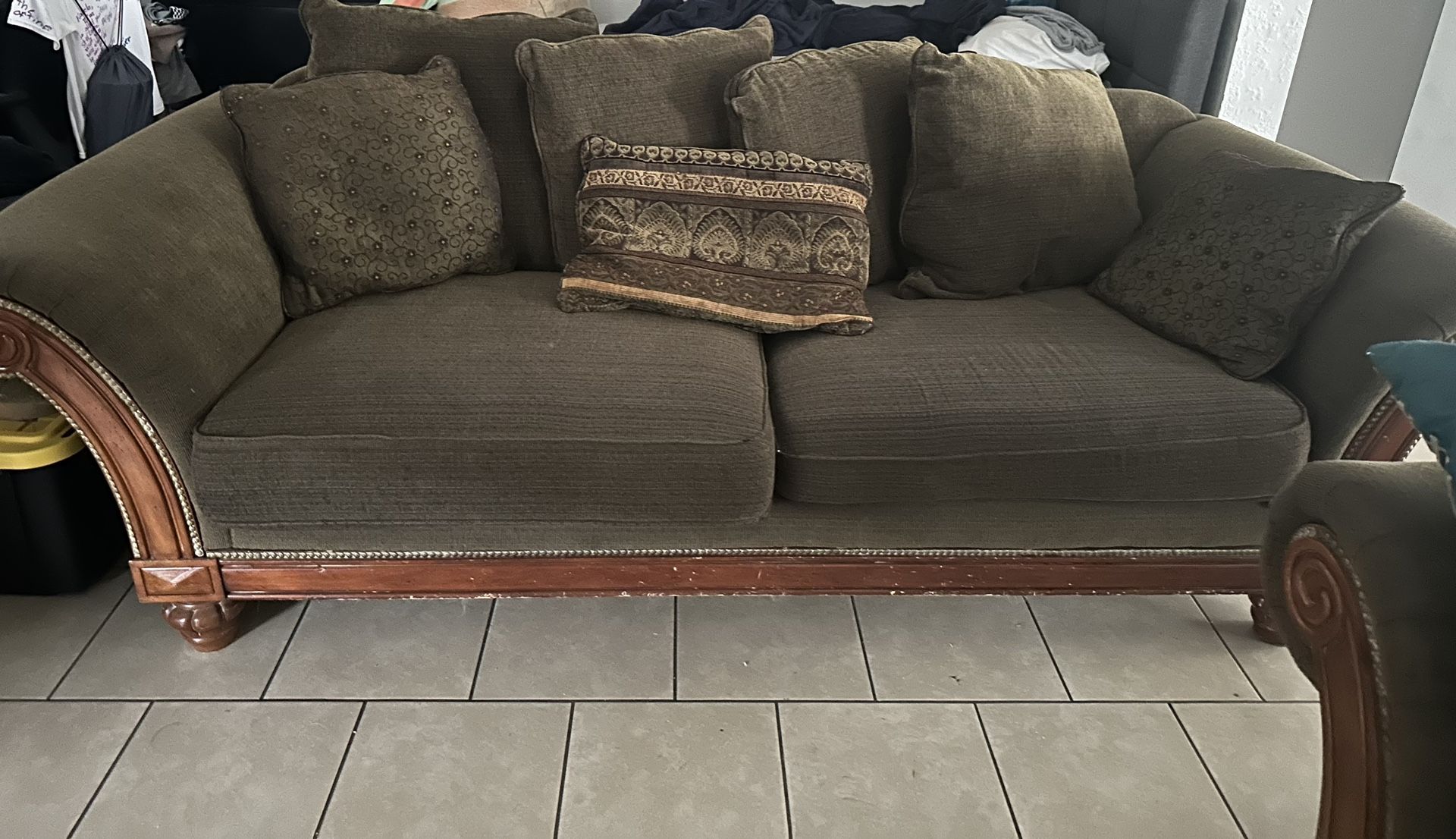 2 Couches Olive Green