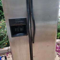 2 Refrigerator 