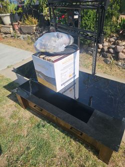 Free tv stand and disc