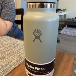 Brand New Hydro Flask 