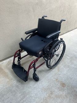 Quickie 2 wheelchair w/ Empulse R20 Power Assist
